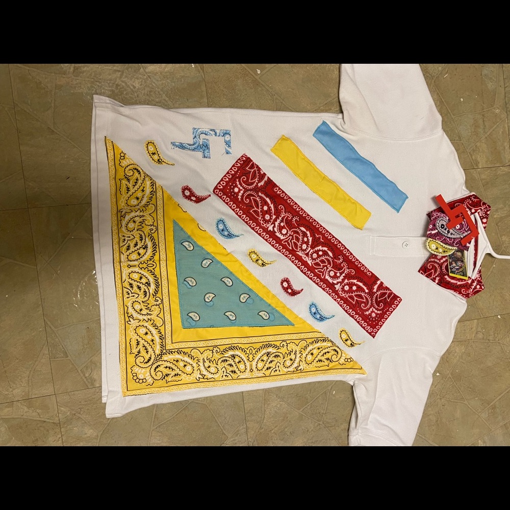 GENUINE THREADZ M L XL WHITE LIGHT BLUE RED YELLOW BANDANNA POLO